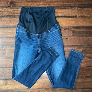 MATERNITY Jeans